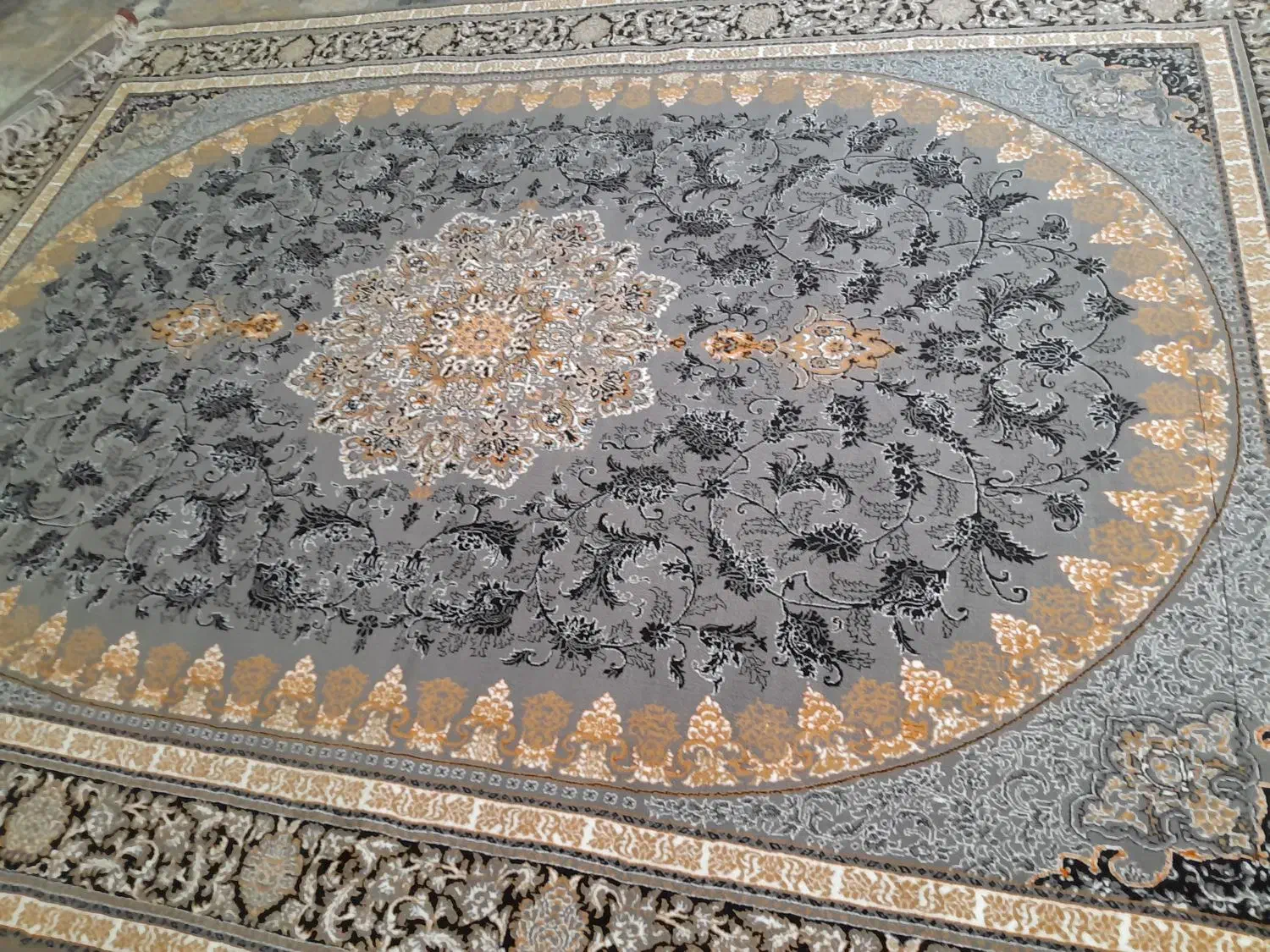 فرش تارا|فرش|الیگودرز, |دیوار