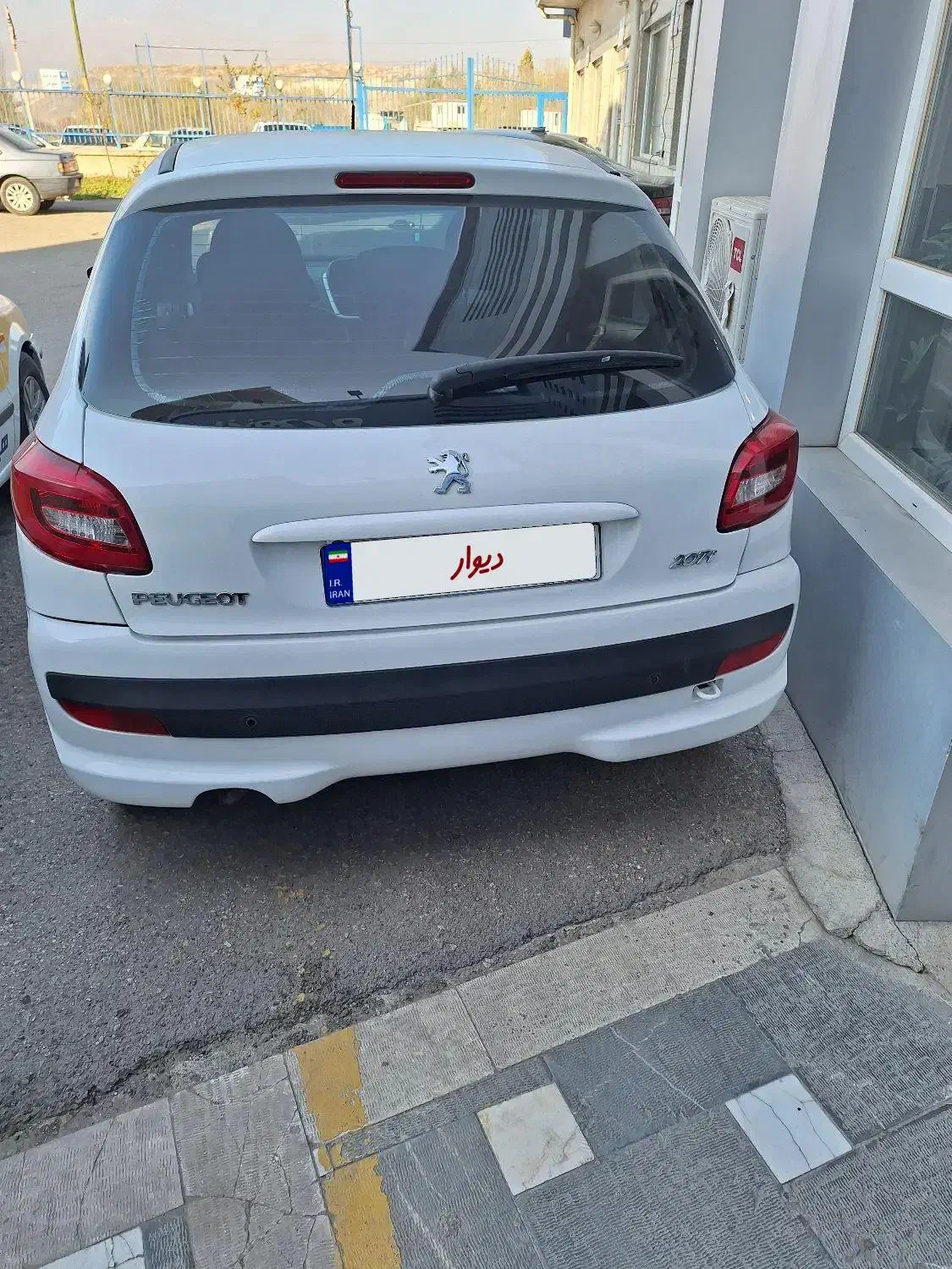 فروش خودرو پژو ۲۰۷iدنده ای سفید رنگ مدل۱۴۰۰|خودرو سواری و وانت|اردبیل, |دیوار