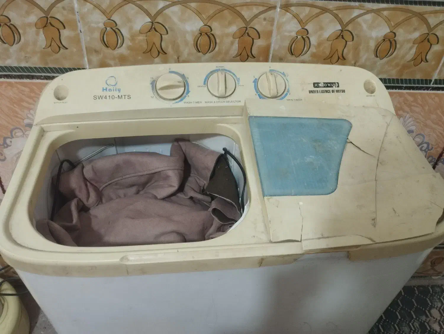 لباسشویی|ماشین لباسشویی و خشک‌کن لباس|زهک, |دیوار