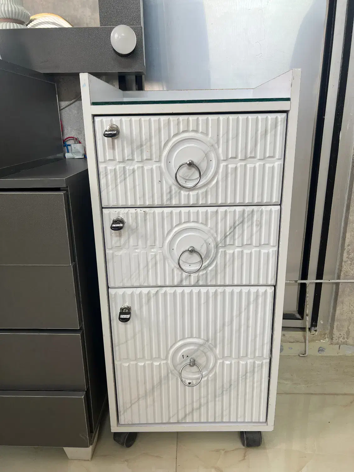 ترولی|آرایشگاه و سالن‌های زیبایی|کرج, کوی امامیه|دیوار