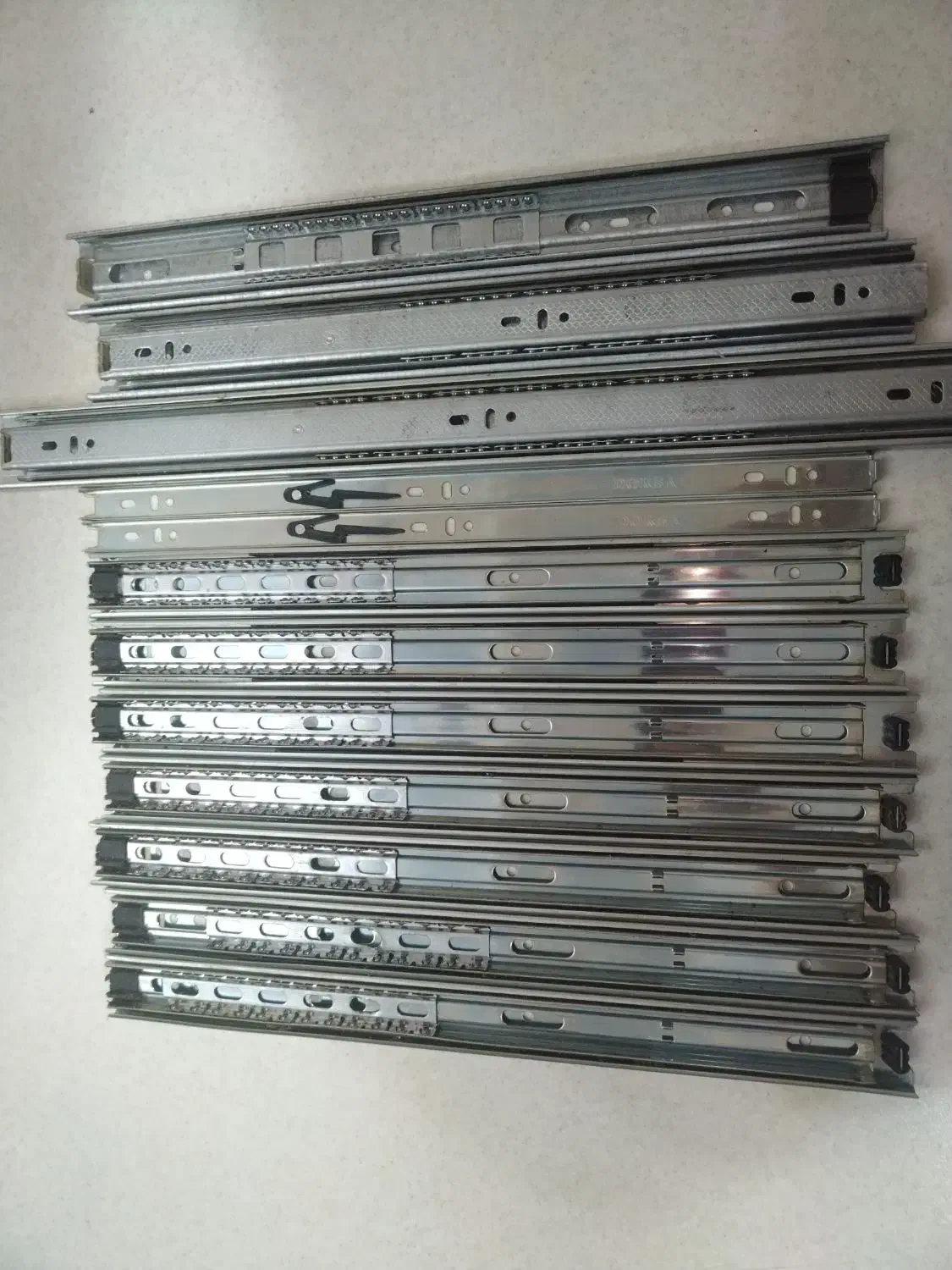 ریل کابینت گاملا نو ، 7 عدد سایز40 ویک عدد50|مصالح و تجهیزات ساختمان|تهران, شارق|دیوار