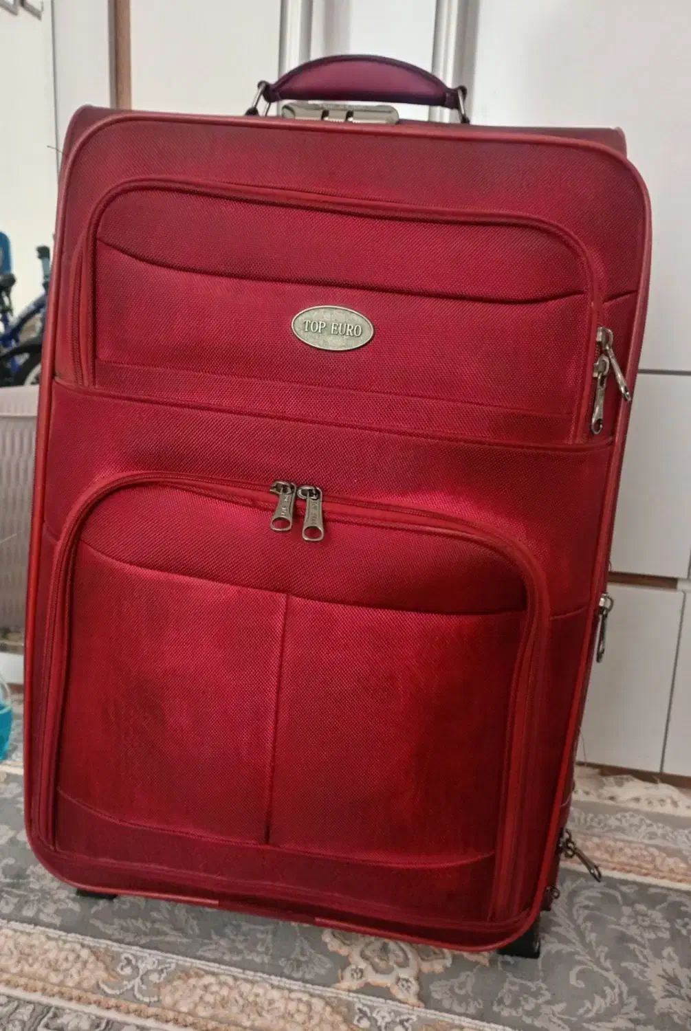 کیف|کیف، کفش، کمربند|تربتحیدریه, بازار|دیوار