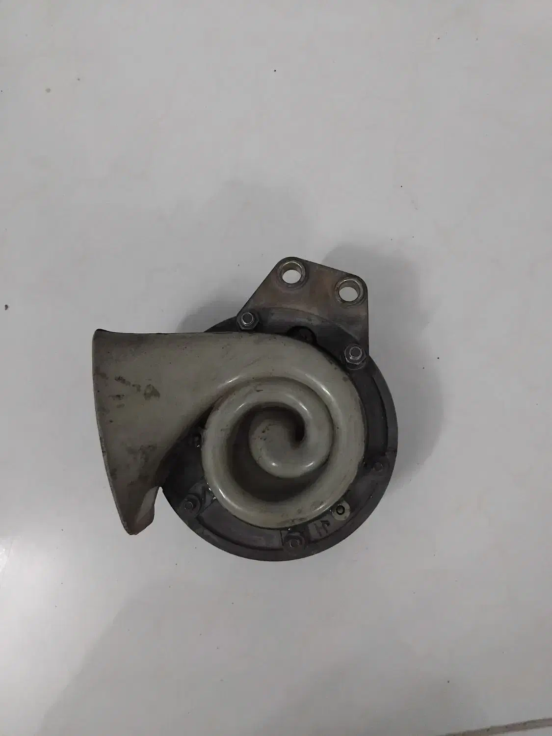 بوق زامیادی|قطعات یدکی و لوازم جانبی|مشهد, کلاته برفی|دیوار