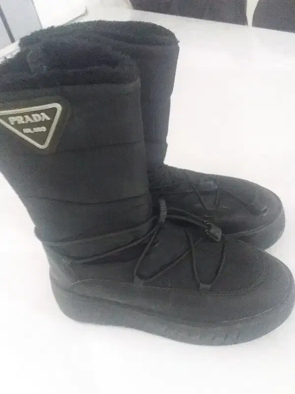 پوتین|کیف، کفش، کمربند|مریوان, |دیوار