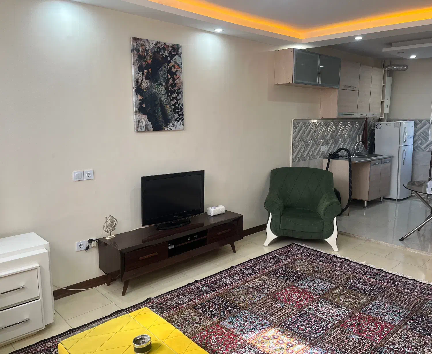 ۳ مورد اجاره روزانه واحد و سوئیت مبله تهرانپارس|اجارهٔ کوتاهمدت آپارتمان و سوئیت|تهران, تهرانپارس شرقی|دیوار