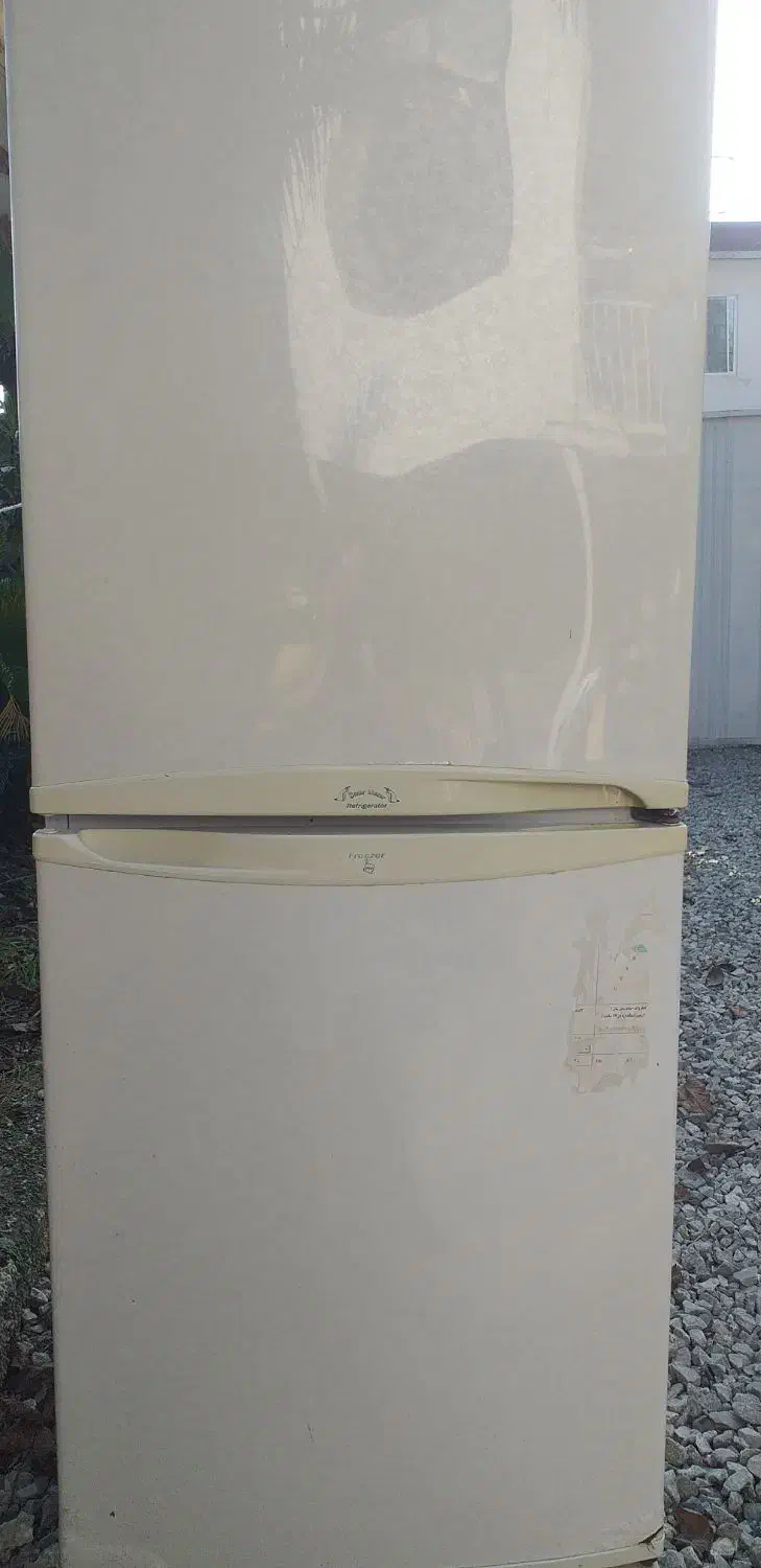 یخچال تمیز مارک قاینار خزر|یخچال و فریزر|نوشهر, |دیوار