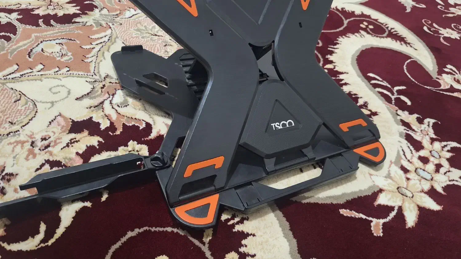 پایه نگه دارنده لپتاب|قطعات و لوازم جانبی رایانه|همدان, |دیوار