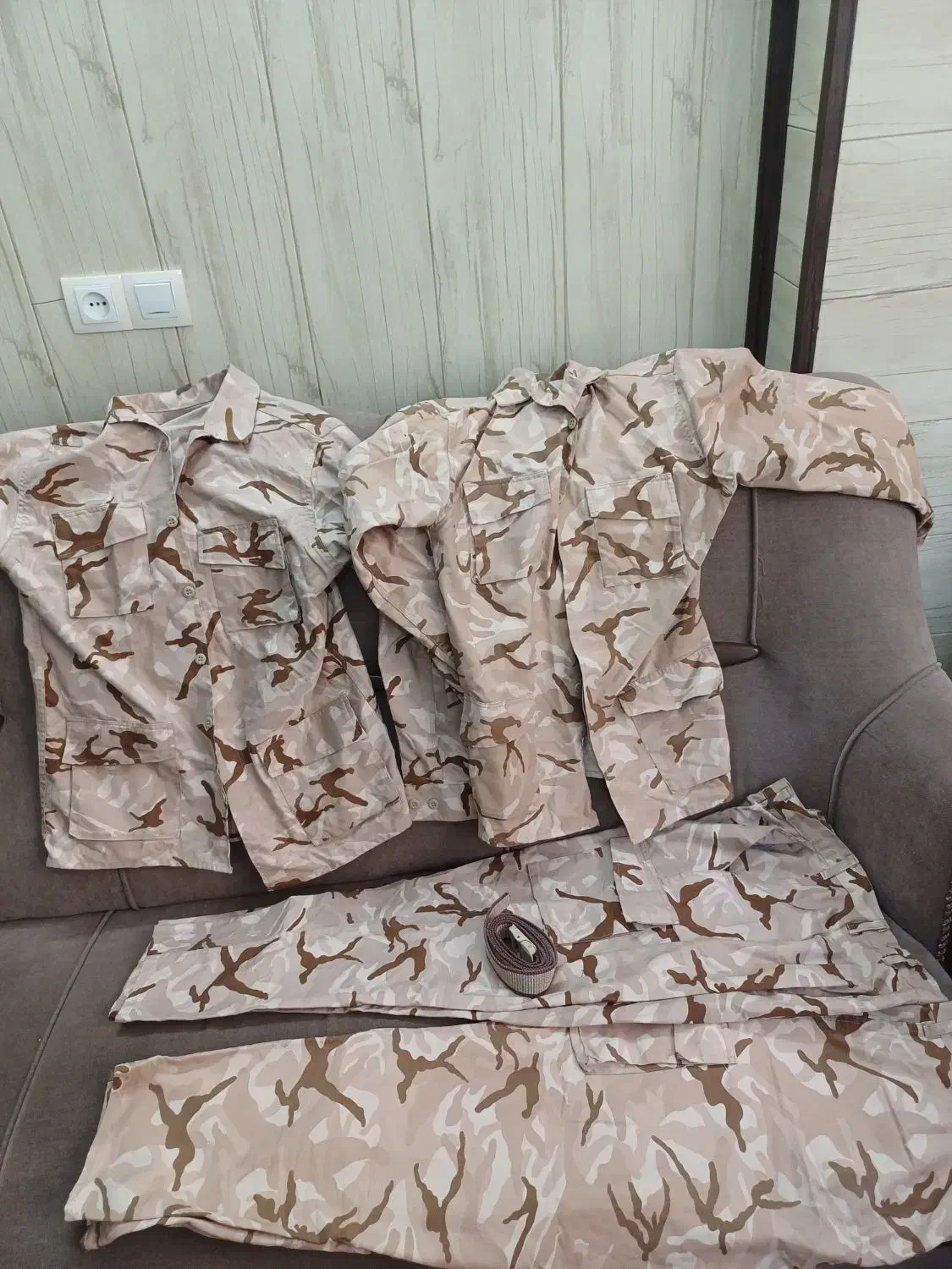 لباس سربازی ، اورکت  پوتین کار|لباس|اصفهان, پینارت|دیوار