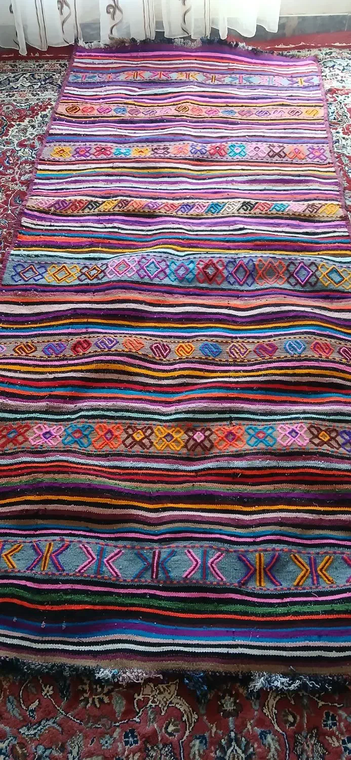 فرش دست باف|فرش|اسفراین, |دیوار