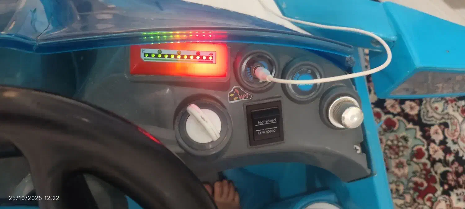 ماشین شارژی|اسباببازی بچه|بجنورد, |دیوار