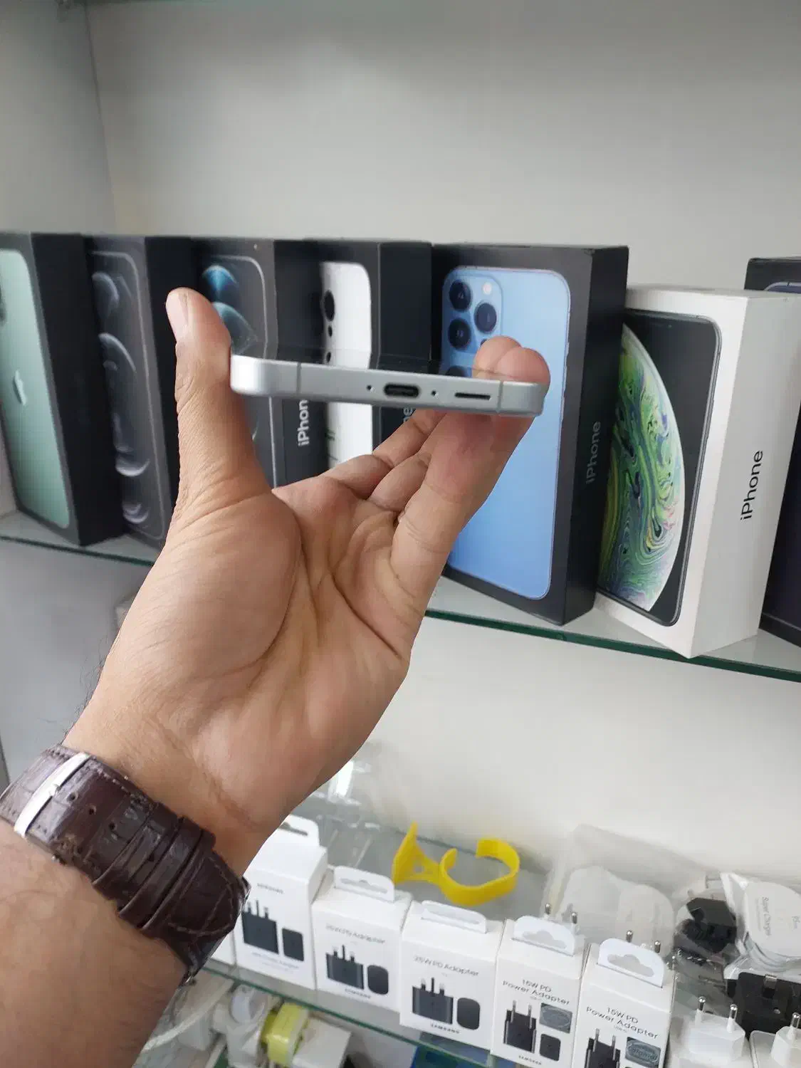 اس24اف ای 256|موبایل|شیراز, زند|دیوار