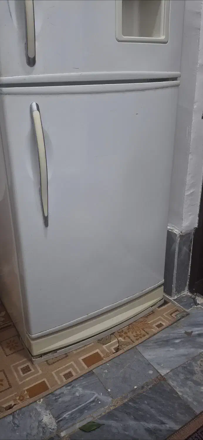 یخچال دو طبقه سالم یخساران|یخچال و فریزر|خوی, |دیوار