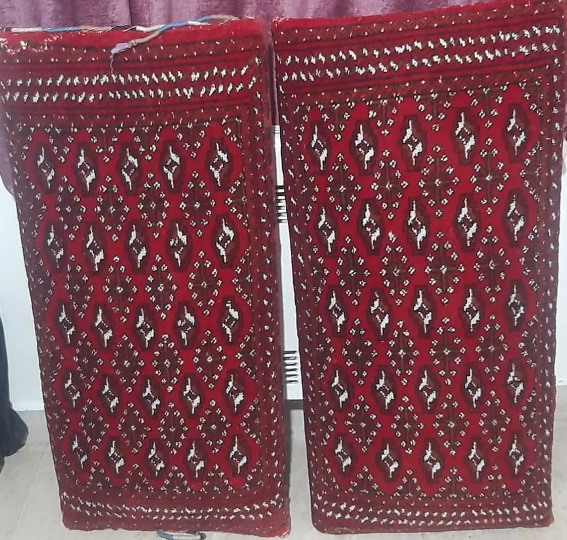 پشتی دست بافت|پشتی|تهران, نیروی دریایی|دیوار