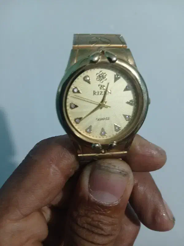 ساعت مچی آنالوگ ژاپنی|ساعت|پیشوا, |دیوار