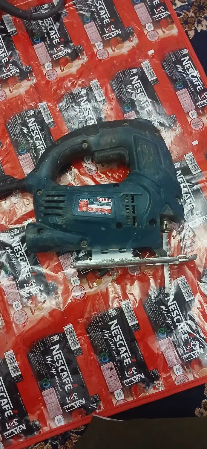 عمود بر روبین|ابزارآلات|کرج, آق تپه|دیوار