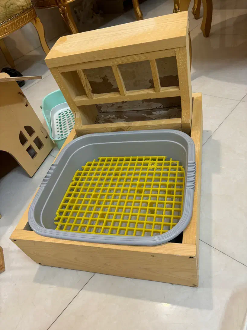 خانه و قفس و یونجه بند و ظرف دستشویی خرگوش|لوازم جانبی حیوانات|قزوین, |دیوار