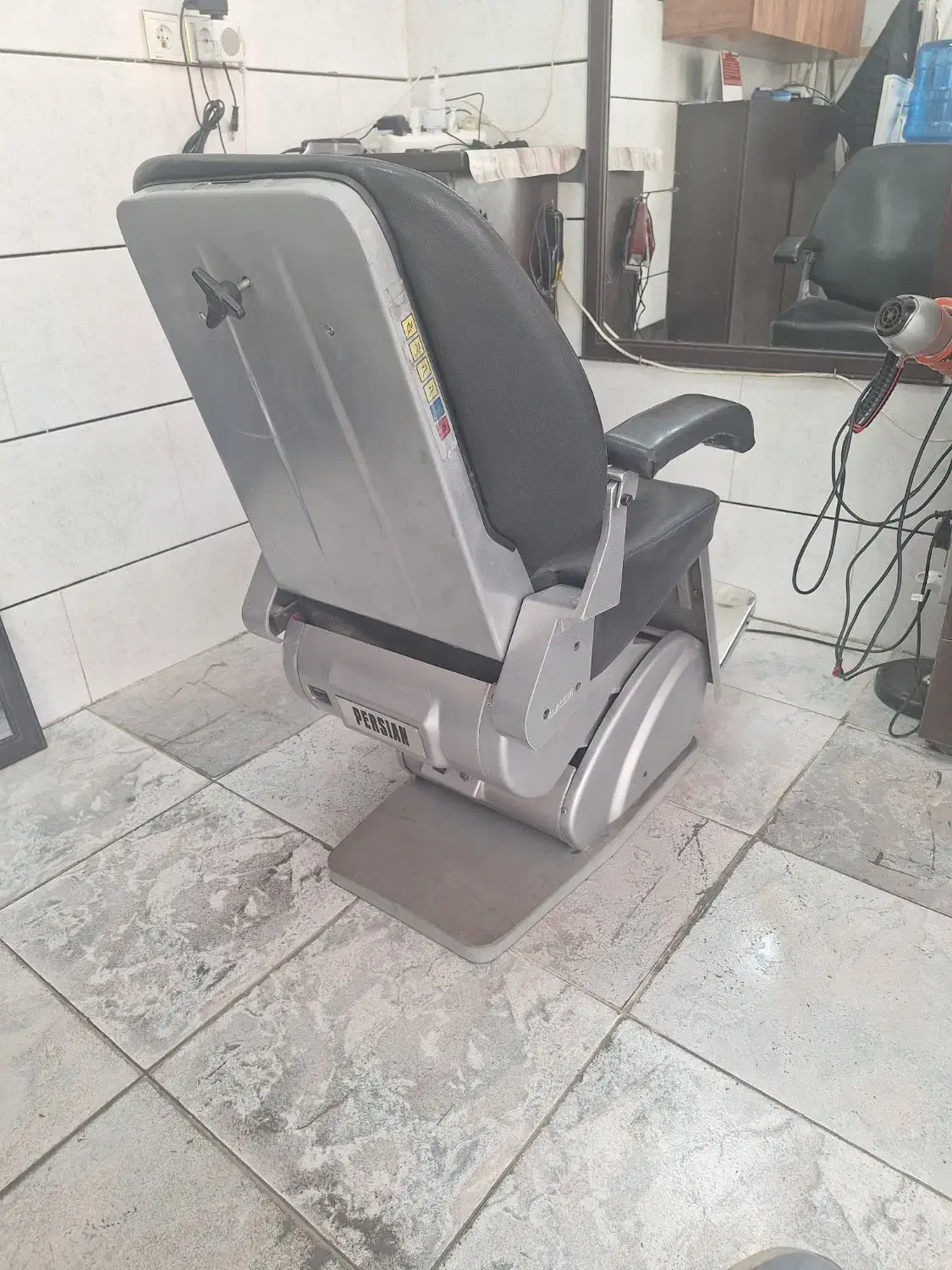 صندلی برقی آرایشگاه|آرایشگاه و سالنهای زیبایی|مبارکه, |دیوار