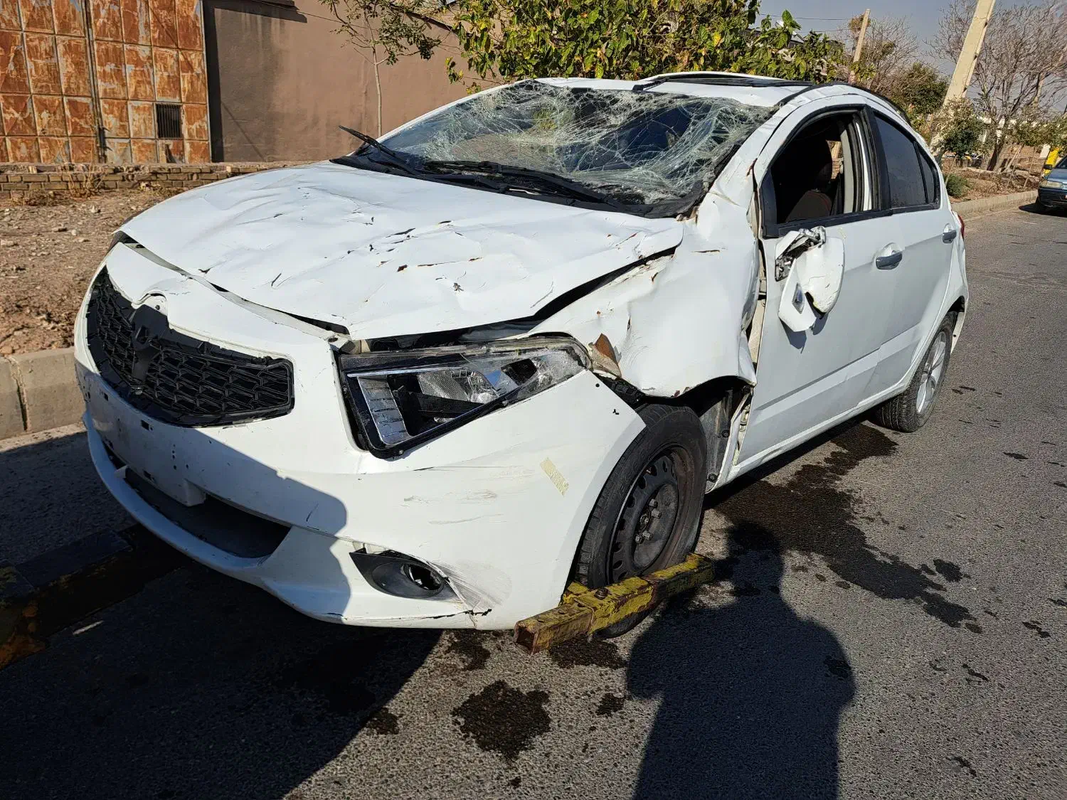 برلیانس تصادفی h220اتومات|خودرو سواری و وانت|تبریز, |دیوار