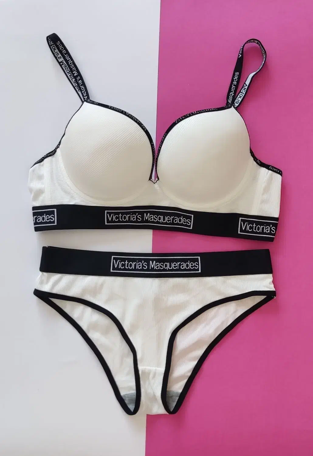 به مناسبت روز زن یکی بخر دوتا ببر|لباس|پردیس, فاز ۸|دیوار