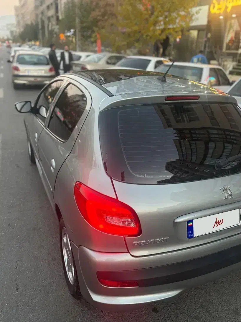 ۲۰۷ پانوراما تیتانیوم بیرنگ ارتقا ۱۴۰۲|خودرو سواری و وانت|کرج, گلشهر|دیوار