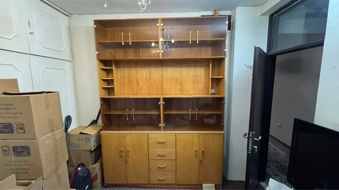 کتابخانه تمام چوب|کتابخانه، شلف، قفسه‌های دیواری|شیراز, بعثت|دیوار