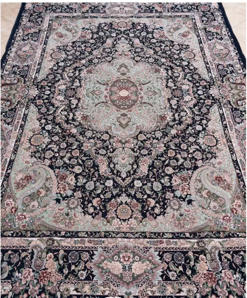 روفرشی مخمل ابریشم 12متری|روفرشی|همدان, |دیوار