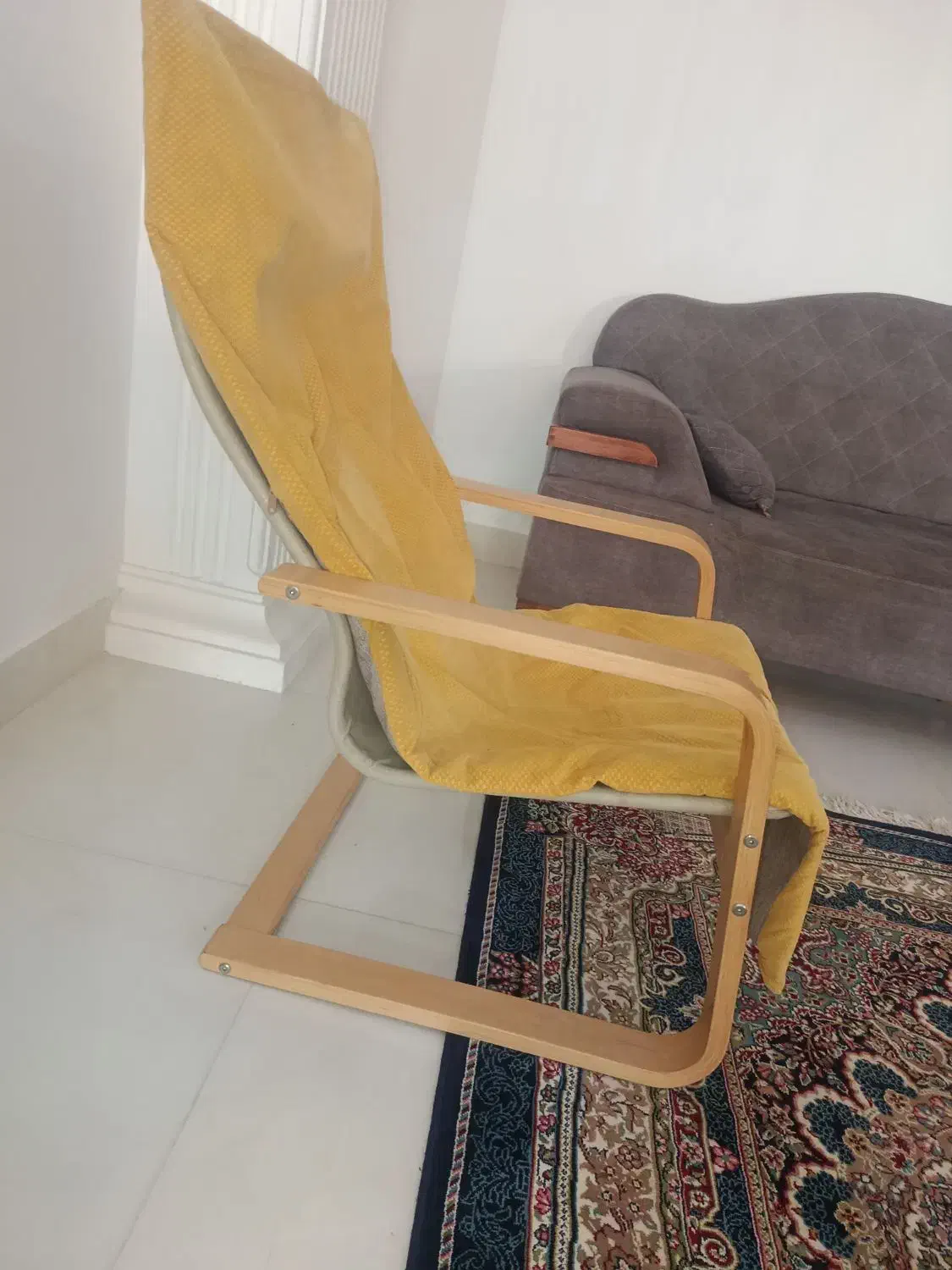 صندلی راحتی ایتالیایی با چوب راش|مبلمان خانگی و میز عسلی|نوشهر, |دیوار