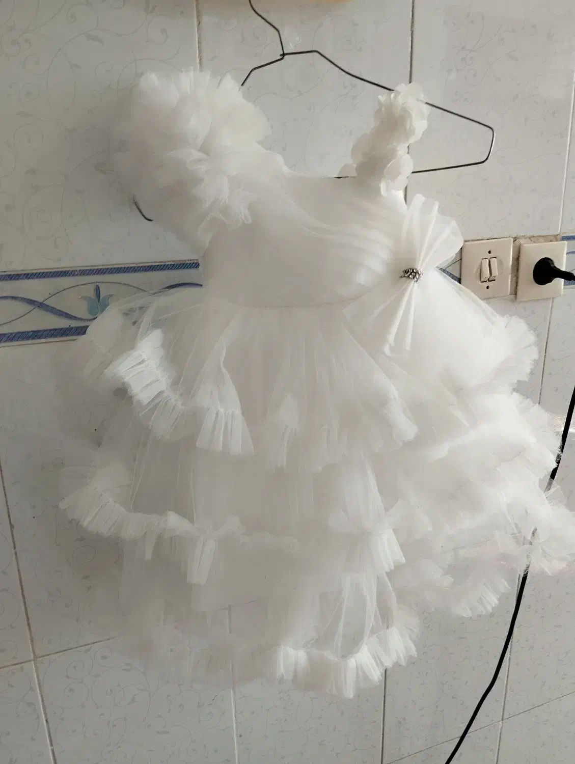 لباس عروس|کفش و لباس بچه|بیرجند, |دیوار