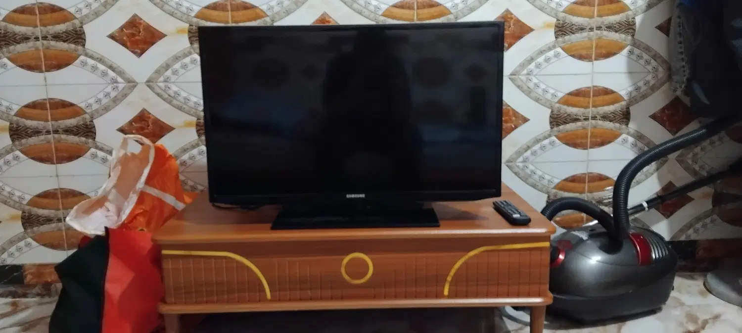Led 32 Samsung|تلویزیون و پروژکتور|اهواز, منبع اب|دیوار