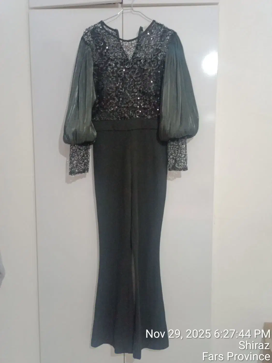 تعدادی لباس مجلسی|لباس|شیراز, عادل آباد|دیوار