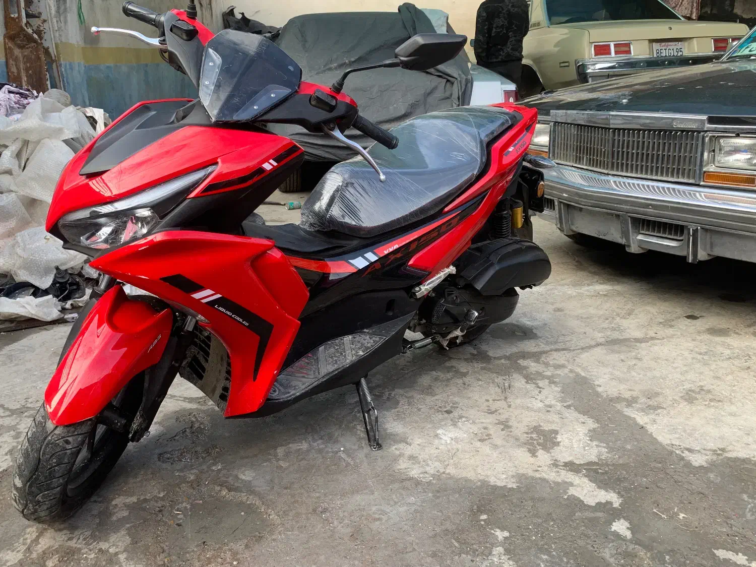 ایروکس|موتورسیکلت|ساری, |دیوار