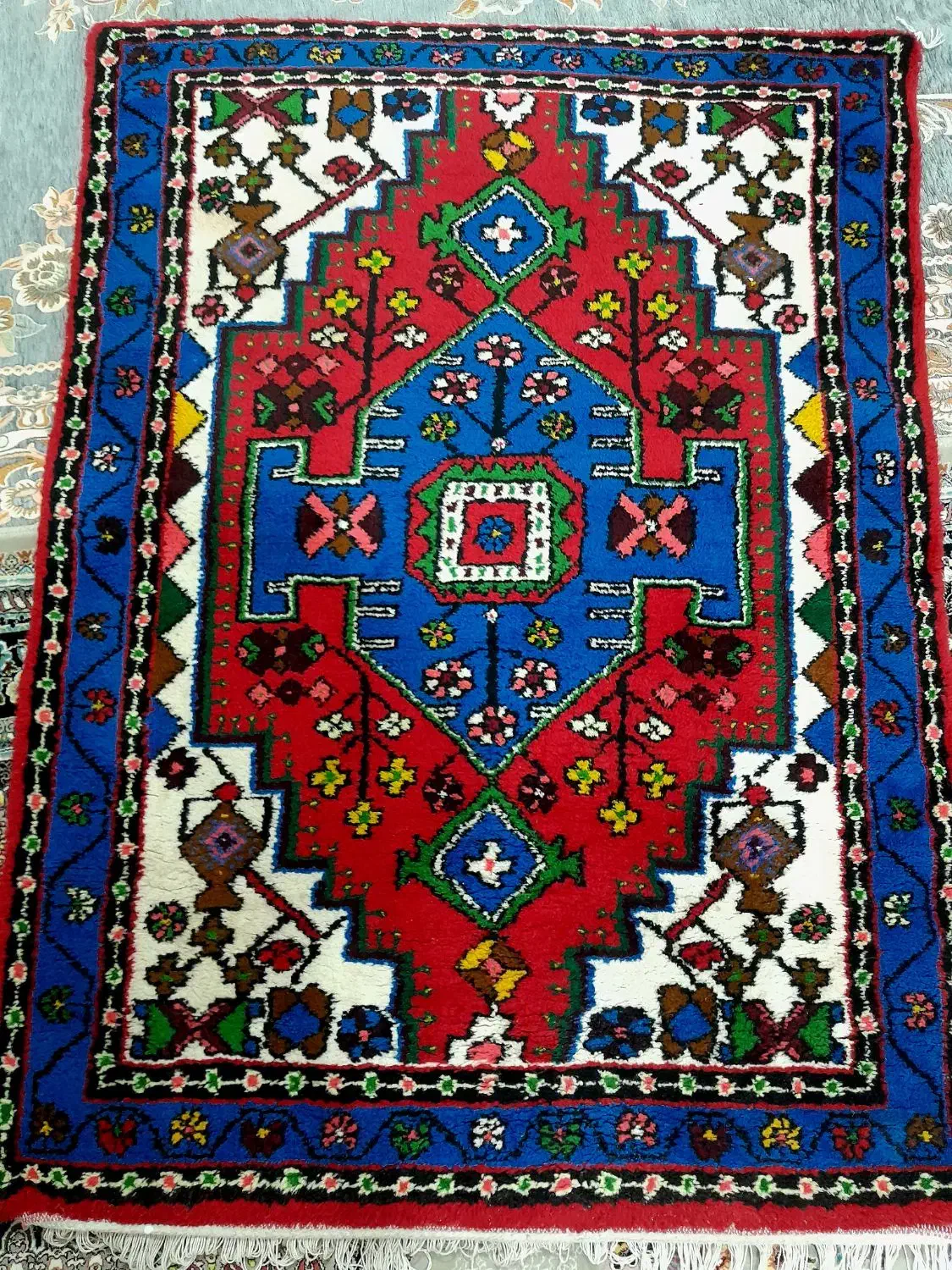 فرش دستباف|فرش|تهران, قصر فیروزه ۱|دیوار