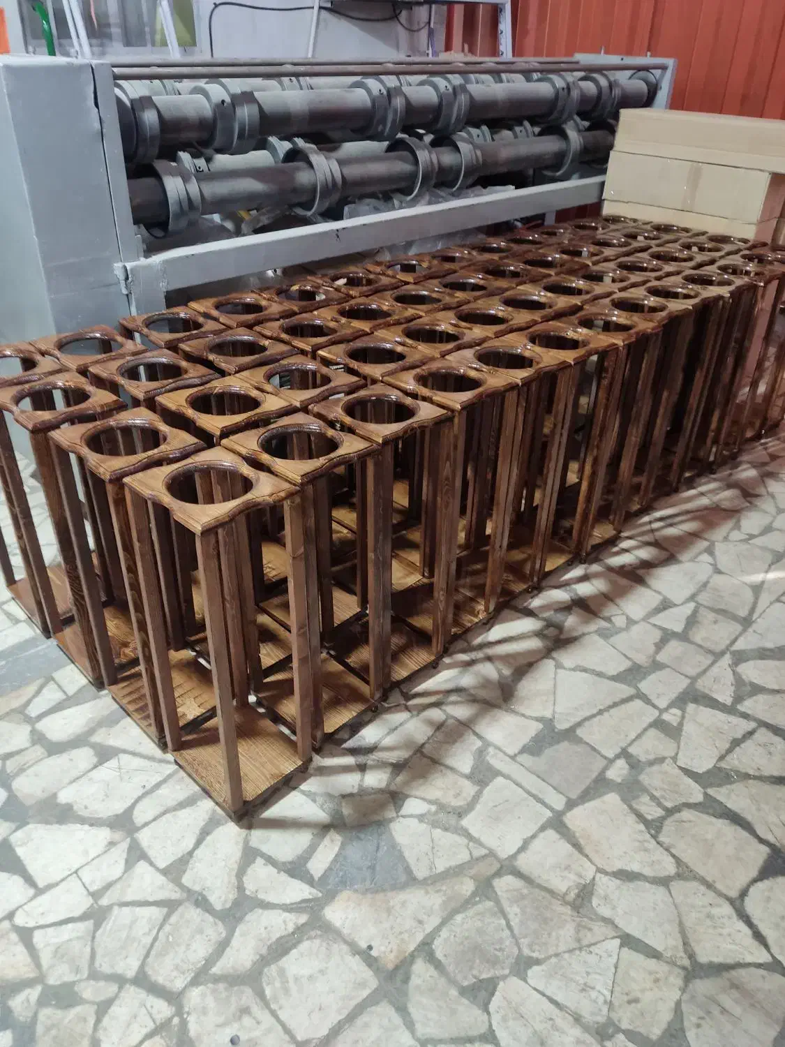 استند گلدان چوبی|گل و گیاه طبیعی|شریفآباد, |دیوار