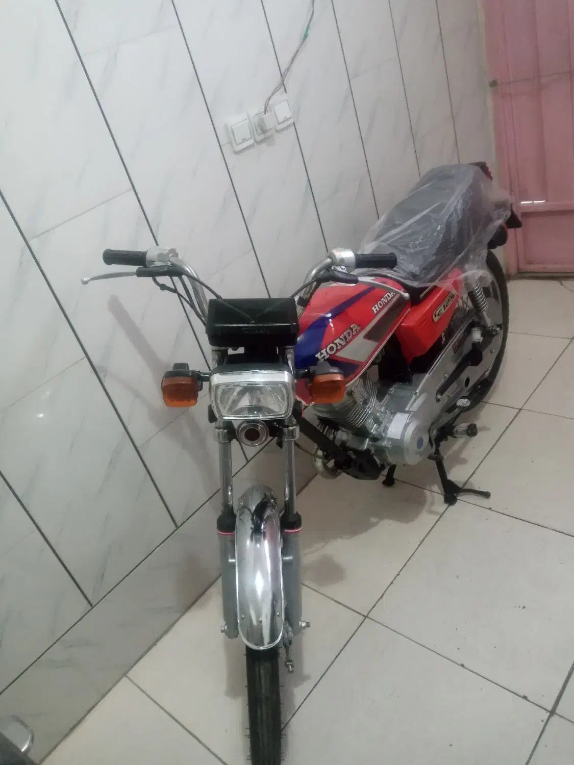 مزایده با برگه ومهر|موتورسیکلت|نجفآباد, شریعتی|دیوار