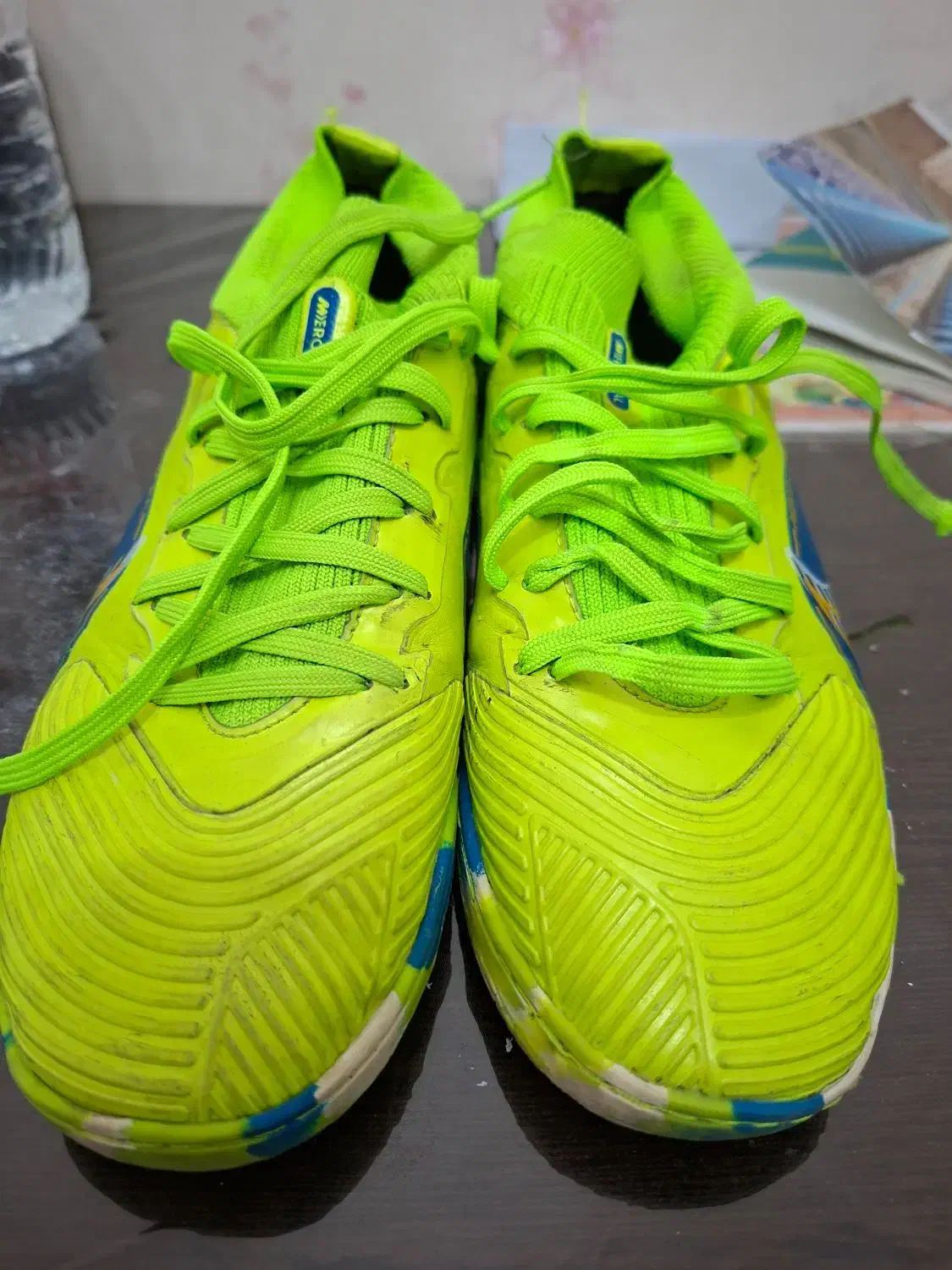 کفش فوتسال|تجهیزات ورزشی|قم, چهل درخت|دیوار