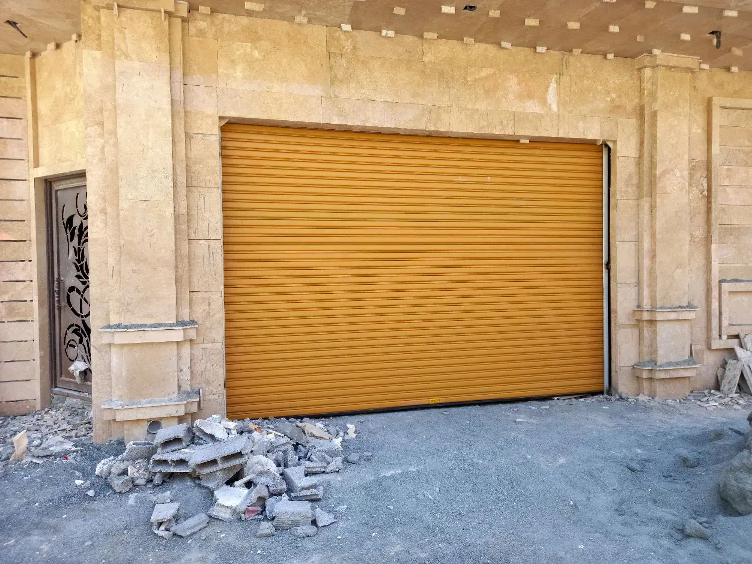 نصب تنظیم کرکره  برفی خدمات  ۲۴ شبانه روزی|خدمات پیشه و مهارت|کرمانشاه, |دیوار