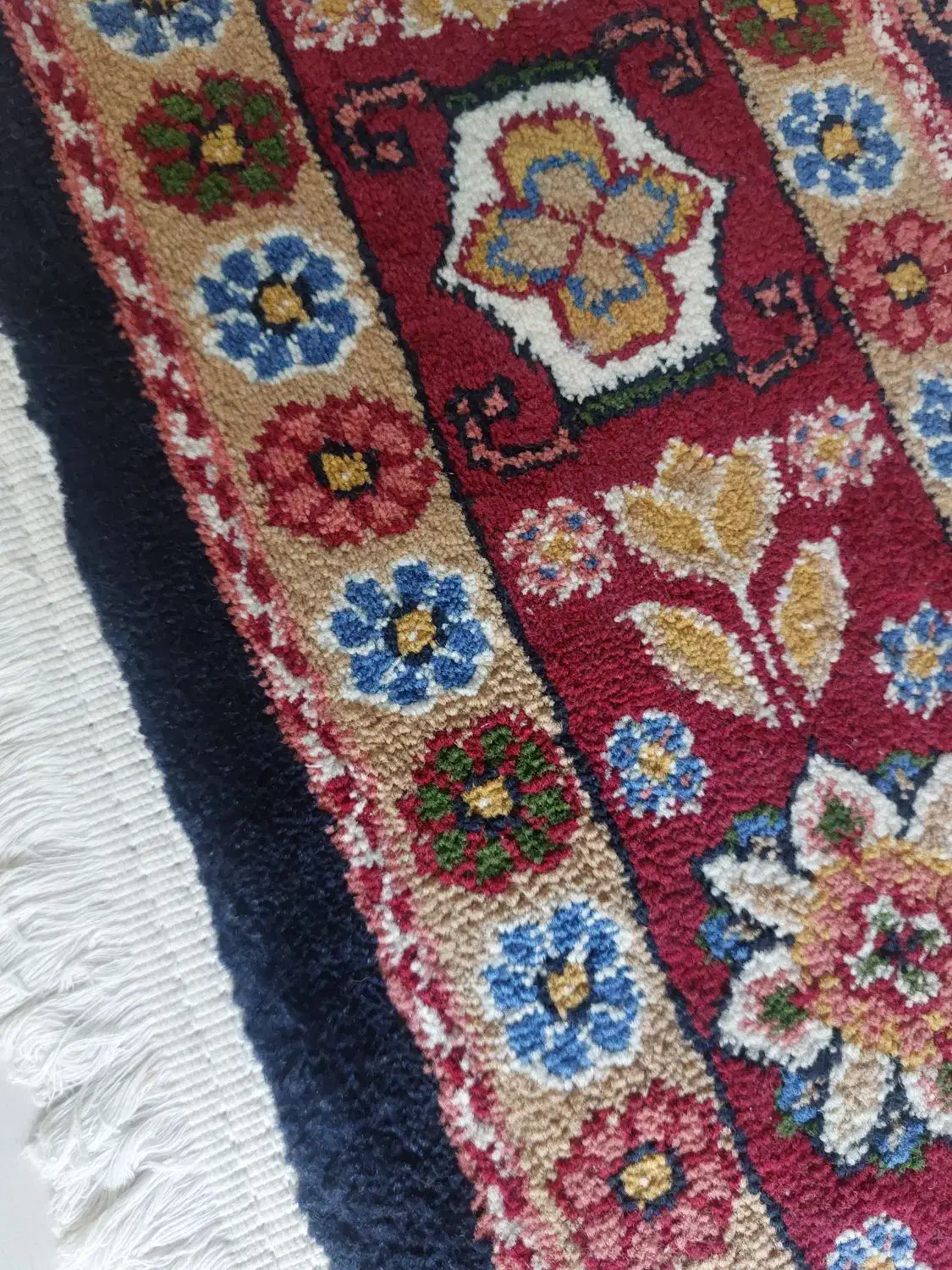 فرش در حد نو|فرش|کرمان, |دیوار