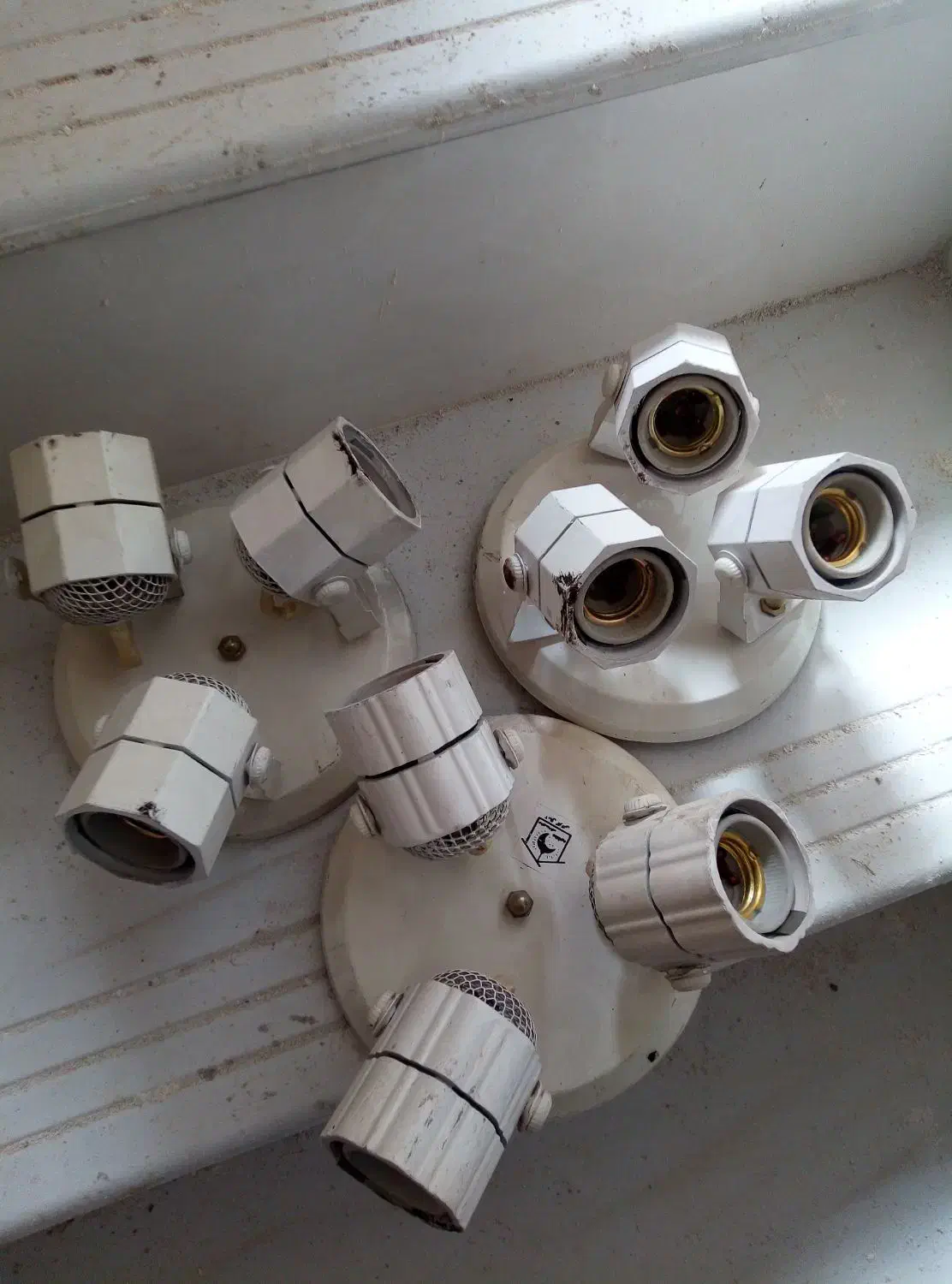 چراغ سقفی سه شعله تعدادی در حدنو|لوستر و چراغ آویز|سامان, |دیوار