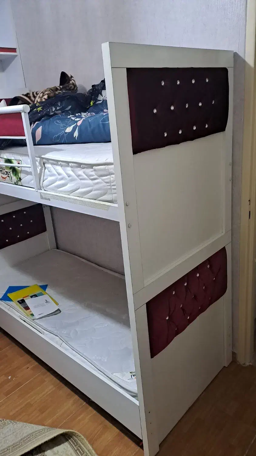 سلام تخت دوطبقه ام دی اف تمیز درحد نو|تخت و سرویس خواب|تبریز, |دیوار