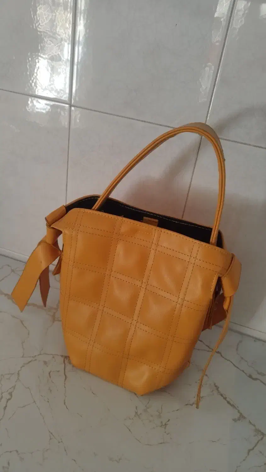 باسلام یک کیف نونو مجلسی|کیف، کفش، کمربند|بروجرد, |دیوار