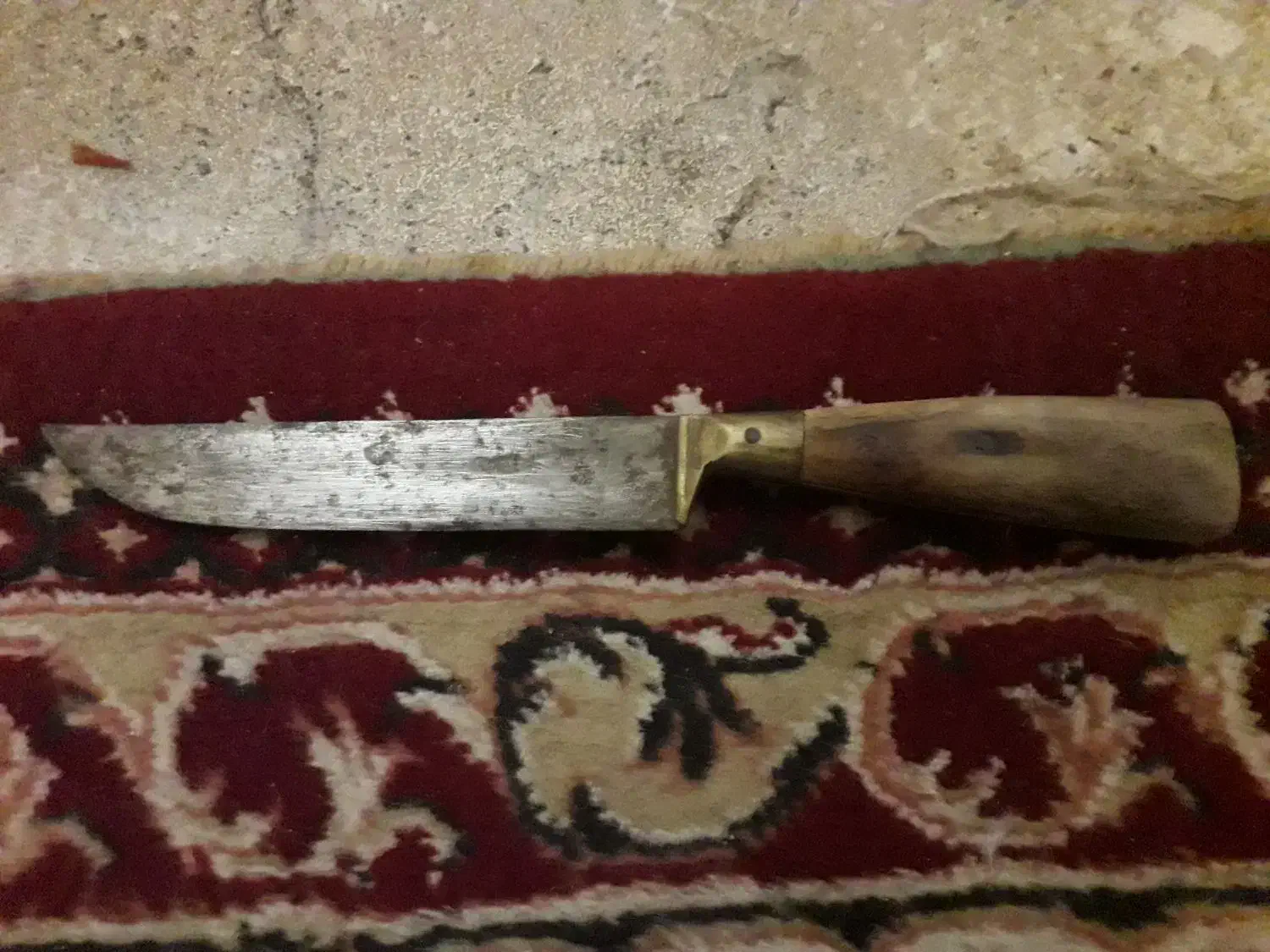 چاقوقدیمی دوره دسته چاقو برنج قیمت۶۰۰تومت|کلکسیون اشیاء عتیقه|کاشان, راوند|دیوار