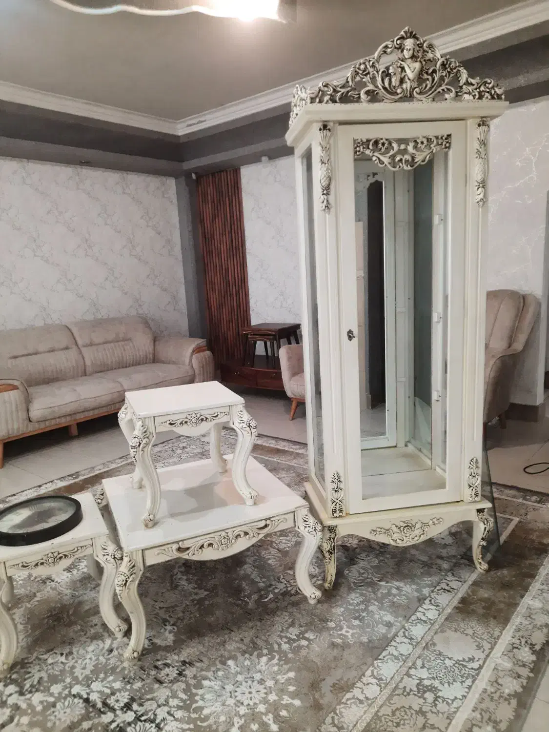 ویترین رنگ استخونی|بوفه، ویترین، کنسول|آستانه اشرفیه, |دیوار