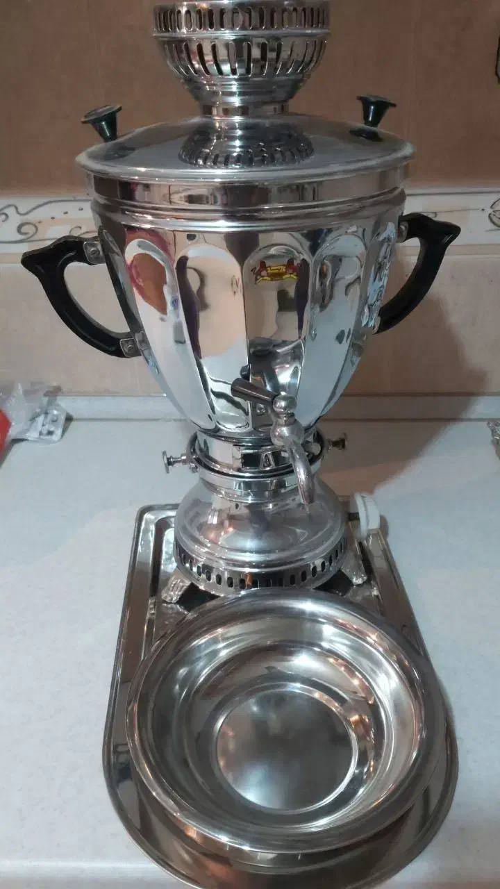 سماور گازی سینی و جام استیل کاملا نو و آکبند|سماور، چایساز، قهوهساز|قم, سالاریه|دیوار