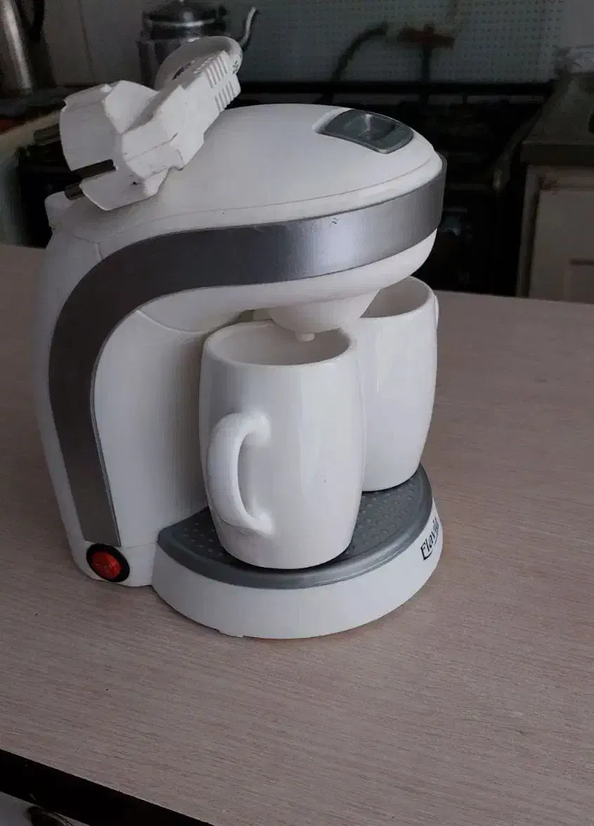 قهوه ساز خانگی مارک خوب فلاویا قیمت مناسب|سماور، چای‌ساز، قهوه‌ساز|تهران, خزانه|دیوار