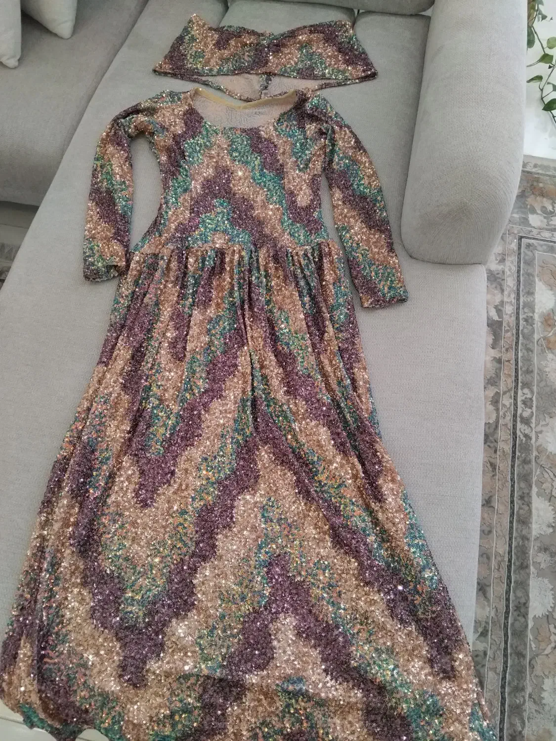 لباس سقزی|لباس|قروه, |دیوار