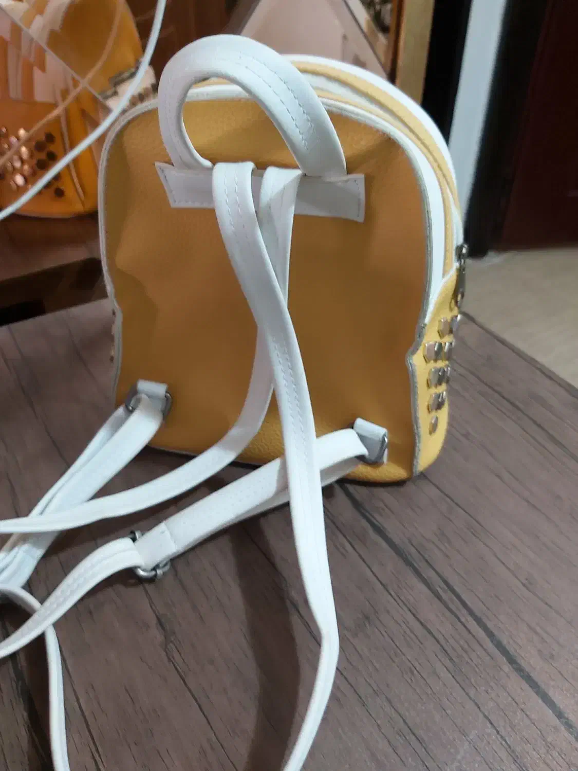 کیف کوله دخترونه و کیف دوشی زنانه|کیف، کفش، کمربند|رشت, فلسطین|دیوار