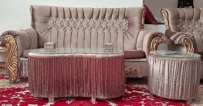 مبلمان و کالای چوب|مبلمان خانگی و میز عسلی|قوچان, |دیوار