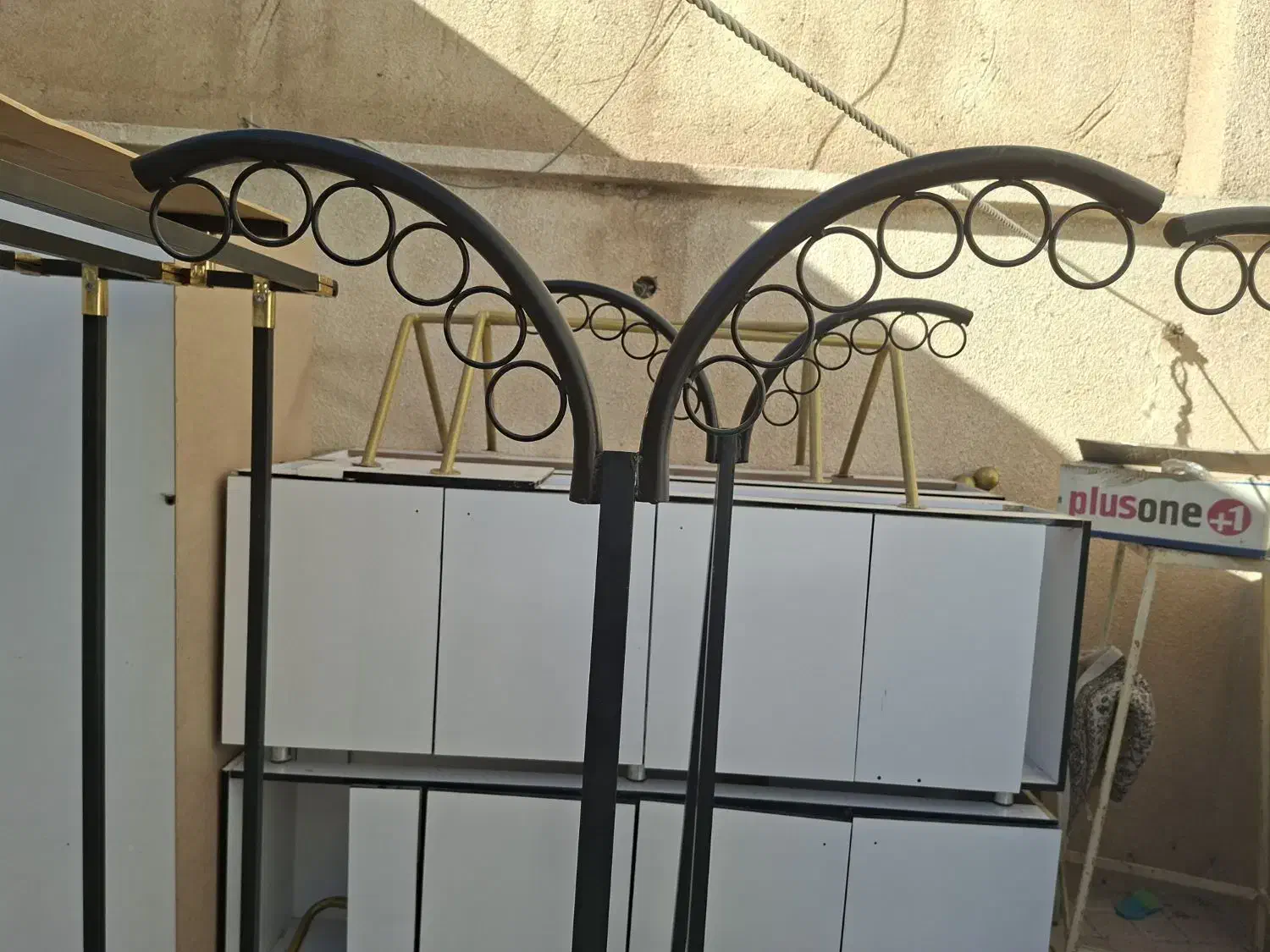 رگال درحدنونو|بندرخت و رختآویز|کوهدشت, |دیوار