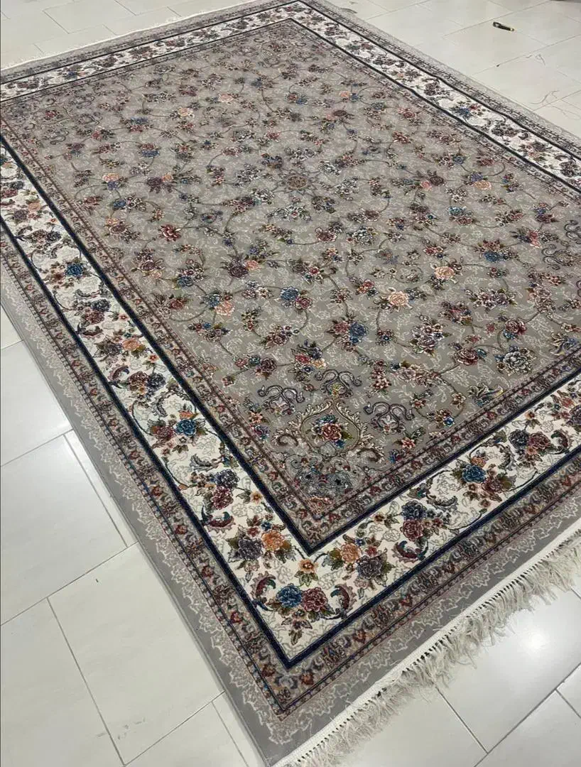 تعدادی فرش 12متری9متری 700شانه تراکم 2550|فرش|مشهد, حرم مطهر رضوی|دیوار