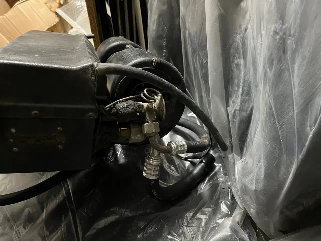 اپراتور کولر|کولر گازی و فن‌کوئل|گرگان, |دیوار